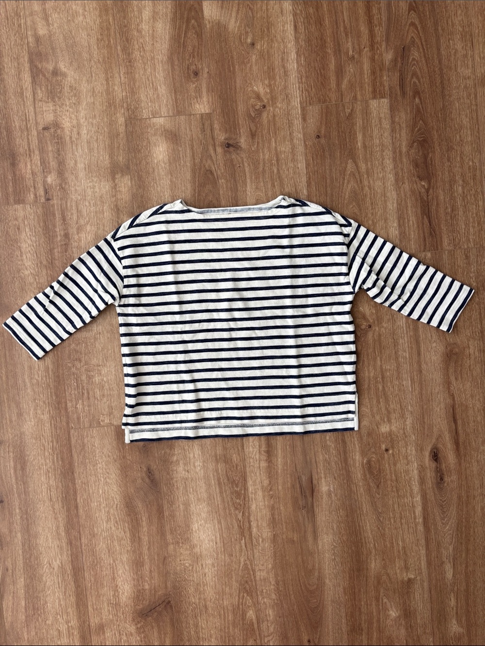 Cropped Navy and White Striped Shirt - Classic Breton Tee - 3/4 length sleeve